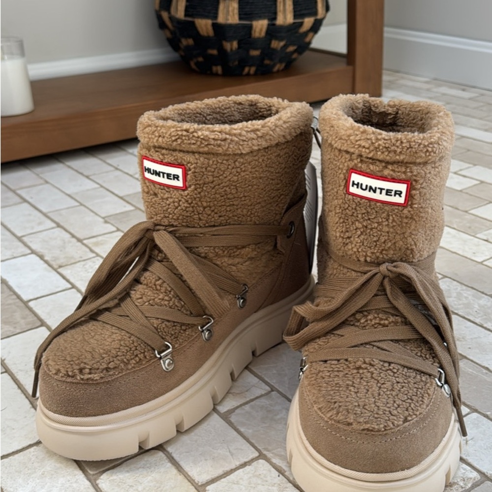 Hunter Brown Shearling Boots